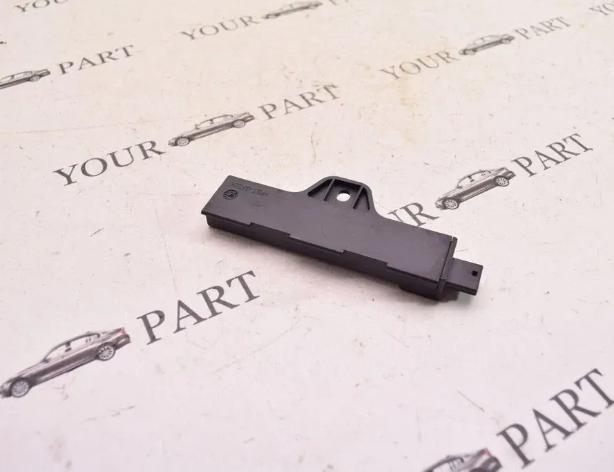 BMW X3 F25 (2010-2017) Антенна бесключевого доступа 9220832 33482903