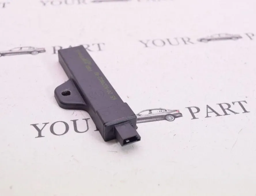 BMW X1 F48/F49 (2015-2023) Антенна бесключевого доступа 9220832 33483012