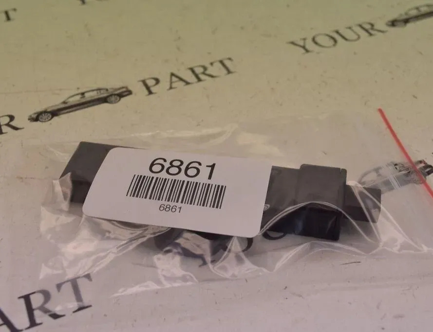 BMW X1 F48/F49 (2015-2023) Антенна бесключевого доступа 9220832 33483012