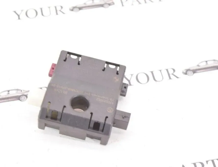 BMW 3 Series E90/E91/E92/E93 (2004-2013) Антенный модуль 9141491 33483339