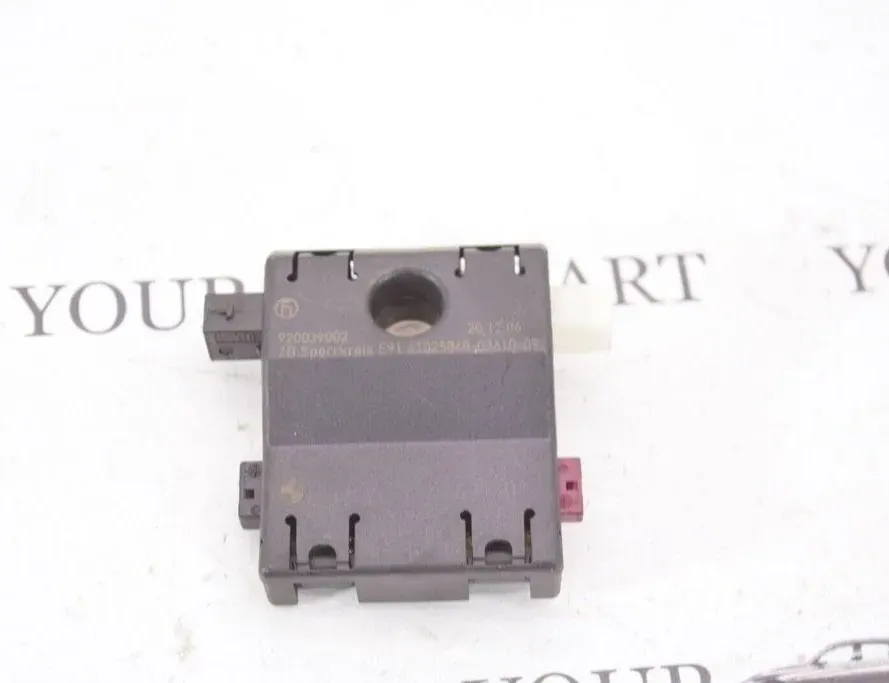 BMW 3 Series E90/E91/E92/E93 (2004-2013) Антенный модуль 9141491 33483339