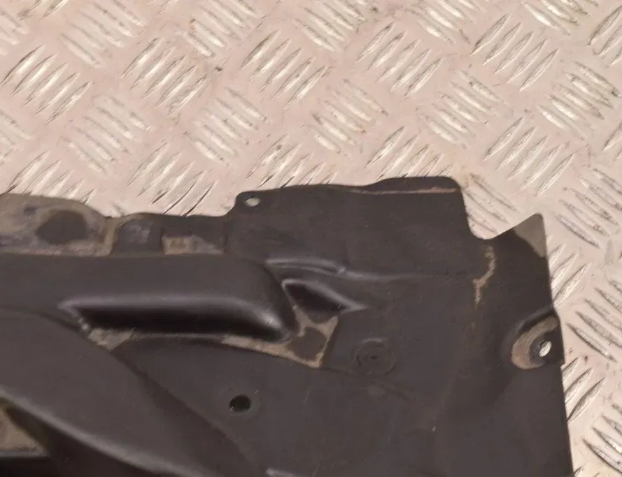 BMW 5 Series F10/F11 (2009-2017) Інша панель під прикриттям 7185169 33483812