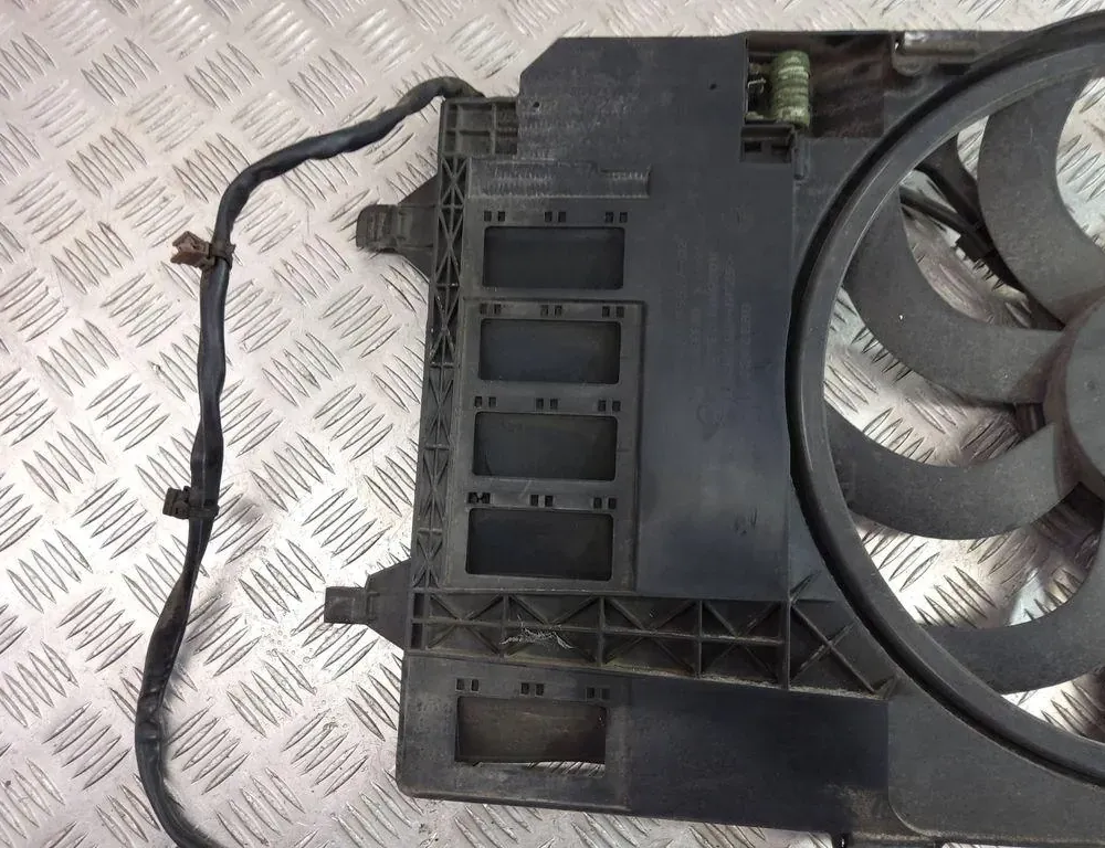 MINI Cooper R56 (2006-2015) Диффузор 1475577 33488071