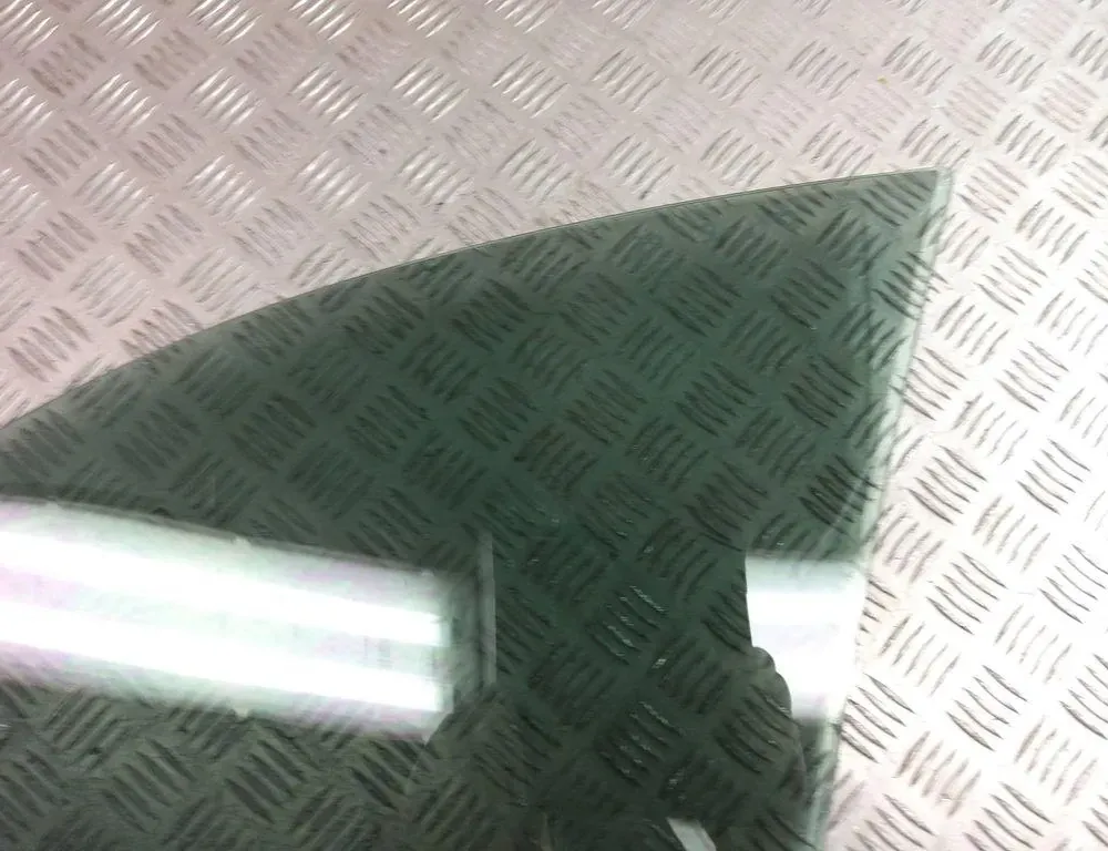 BMW 5 Series F10/F11 (2009-2017) Скло правої передньої двері DOT24M62AS2,43R00050 33488418