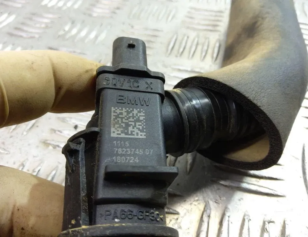 BMW X3 G01 (2017-2024) Сапунний шланг 7623745 33488869