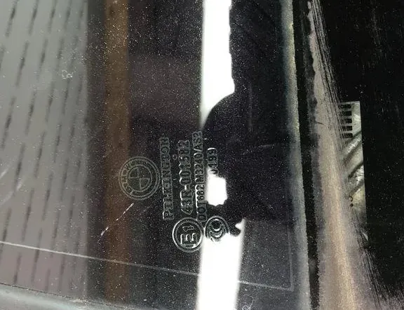 BMW 5 Series F10/F11 (2009-2017) Стеклянная рейка задней двери 7311245 33489032