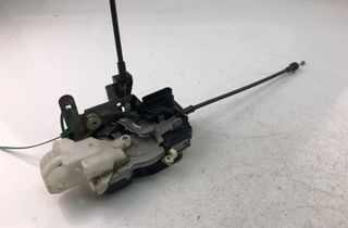 VOLVO V40 2 generation (2012-2020) Замок передней левой двери 31301425 18313402