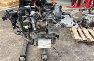 VOLKSWAGEN SpaceFox 1 generation (2006-2023) Двигун DKR 32200709