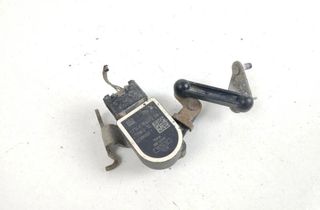 BMW 5 Series F10/F11 (2009-2017) Датчик уровня спереди справа 6784072 31929278