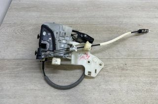 VOLKSWAGEN Touareg 2 generation (2010-2018) Замок передней левой двери 8J1837015A 31422923