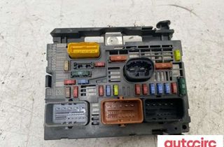PEUGEOT 308 T7 (2007-2015) Блок предохранителей 9666700580,9807029180 30855197
