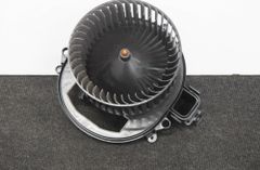 BMW 2 Series F22/F23 (2013-2020) Нагревательный вентиляторный моторчик салона T947769,T967354 10688086