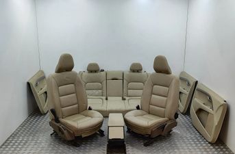 VOLVO V70 3 generation (2007-2020) Внутренние сиденья с комплектом дверных карт 1286391,30649479,30727492,1286390 29624332