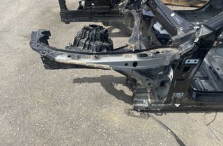 MERCEDES-BENZ C-Class W206 (2021-2023) Ліва передня чверть 31716154