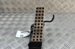 MERCEDES-BENZ C-Class W205/S205/C205 (2014-2023) Педаль газа A2053000104 32052696