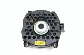 BMW X5 F15 (2013-2018) Низкочастотний динамік правого боку 9247342 33054517