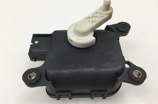 AUDI A6 C5/4B (1997-2004) Клапаны управления внутренним подогревом 4B2820511D 32902606