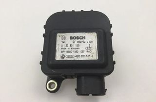 AUDI A6 C5/4B (1997-2004) Клапаны управления внутренним подогревом 4B2820511J 32903730