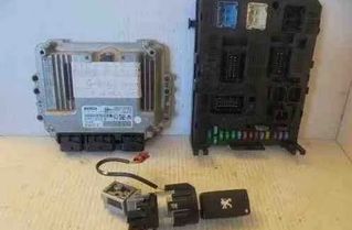 PEUGEOT 308 T9 (2013-2021) Комплект зажигания 0281013872,9664843780 32475113