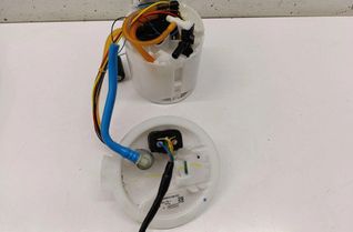 BMW 3 Series G20/G21/G28 (2018-2024) Паливний насос в баку 7473444 28261647