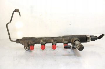 OPEL Astra J (2009-2020) Топливная рейка 32902854