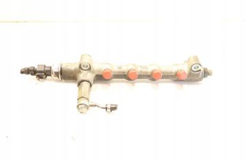 OPEL Astra J (2009-2020) Топливная рейка 32915154