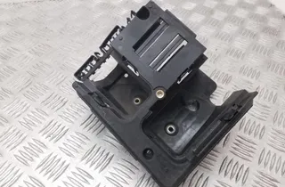 AUDI A3 8P (2003-2013) Кришка блоку запобіжників 1K0907361B 34730213