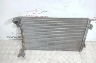 VOLKSWAGEN Golf 4 generation (1997-2006) Радіатор кондиціонера 31328794