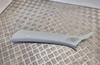 AUDI A1 8X (2010-2020) Правая часть стойки 8x0867233 33493127