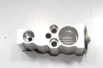 TOYOTA Yaris Cross 1 generation (2020-2023) КЛАПАН РАСШИРЕНИЯ КОНДИЦИОНЕРА ВОЗДУХА CZ4475006760 34530577