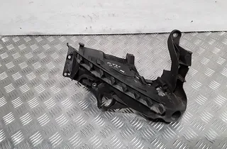 AUDI A5 Sportback 8T (2009-2011) Пластина кріплення правого фара 8t0805608 33502596