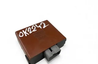 TOYOTA Hilux 5 generation (1988-1997) Блок управления 85914-33010 33110983