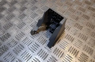 AUDI Q7 4L (2005-2015) Деталі обробки сидінь 4M0883687A 33419498