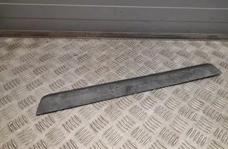 AUDI Q3 F3 (2018-2024) Обшивка переднього правого порога 83A853373 33429940