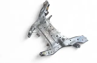 BMW X1 F48/F49 (2015-2023) Передний траверс 6872729 33463880