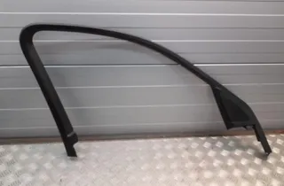 AUDI Q5 8R (2008-2017) Полоса вікна лівої передньої двері 8R0867609 33485842