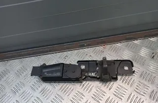 AUDI A7 C7/4G (2010-2020) Двигун плавного закривання багажника задніх дверей 4H0827383A 33485854