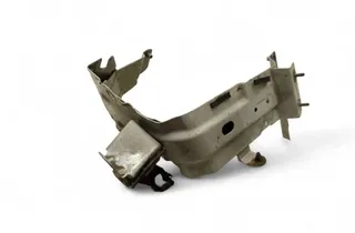 AUDI Q7 4M (2015-2024) Тримач переднього лівого крила 4M0821131C 33490953