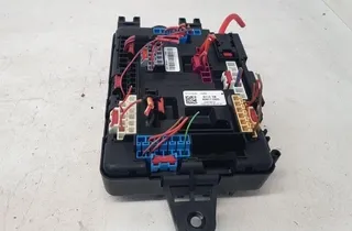 BMW 3 Series F30/F31 (2011-2020) Блок запобіжників 6114926111003 34235253