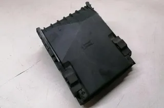 VOLKSWAGEN Golf 6 generation (2008-2015) Кришка блоку запобіжників 017180061,014189871,1K0937132 34247739