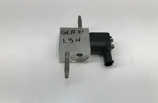 MERCEDES-BENZ GLA-Class H247 (2019-2024) Клапан расширения кондиционера воздуха A2058300206 24281486