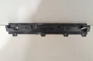 BMW 4 Series G22, G23, G26 (2020-2023) Передній правий тримач бічної спідниці 8737084 33515218