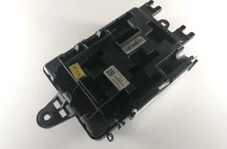 BMW 3 Series F30/F31 (2011-2020) Блок запобіжників 9389070 35102991