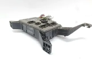 FORD Mondeo 3 generation (2000-2007) Блок запобіжників 1S7T14A073AE 31596947