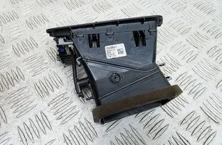 BMW 5 Series F10/F11 (2009-2017) Решітка повітрозабірника кабіни 9166884,64229166884 33147588