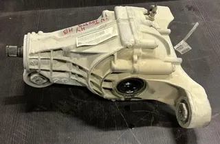 VOLKSWAGEN Touareg 2 generation (2010-2018) Задній диференціал 0BP525015H 31425053