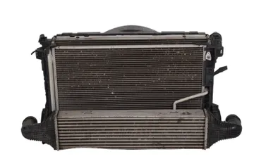 MERCEDES-BENZ CLS-Class C218/X218 (2011-2017) Система охлаждения A2045000200,A2045000554,A2049061403 25139551