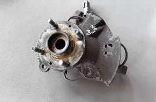 HYUNDAI i20 PB (1 generation) (2008-2014) Ступица передняя правая 517161J200 35104059