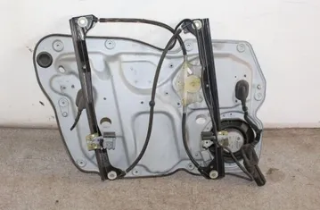 VOLKSWAGEN Touran 1 generation (2003-2015) Стеклоподъемник передней правой двери 1T2837730AE 33286092