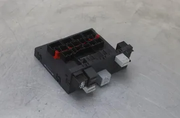 VOLKSWAGEN Caddy 3 generation (2004-2015) Блок управления Комфорт 33290022